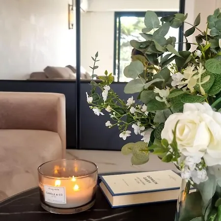 Luxury With Terrasse And Side Sea View Apartment