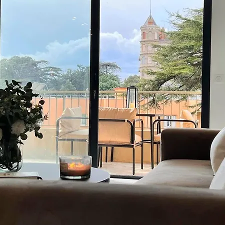 Luxury With Terrasse And Side Sea View Apartment